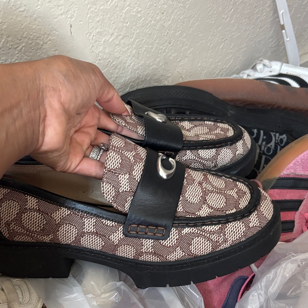 Coach Signature Pattern Loafers with Black Accent - Picture 2 of 4